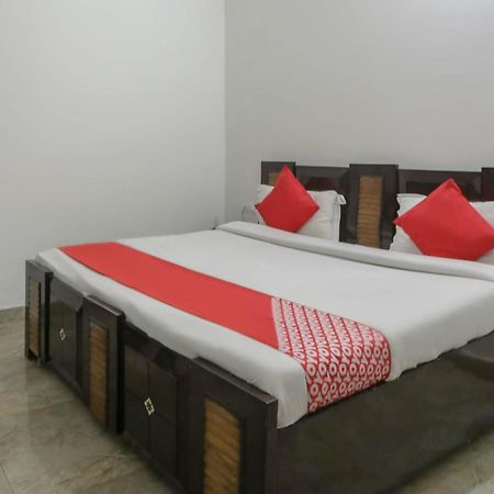 Hotel O Aarush Jhajhar Extérieur photo