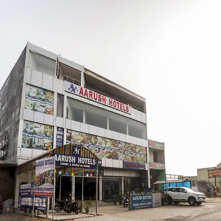 Hotel O Aarush Jhajhar Extérieur photo