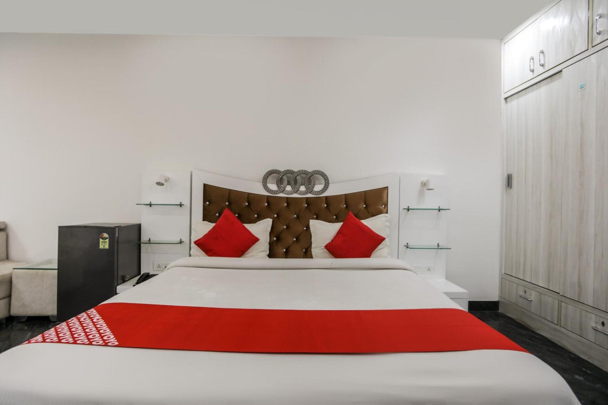 Hotel O Aarush Jhajhar Extérieur photo