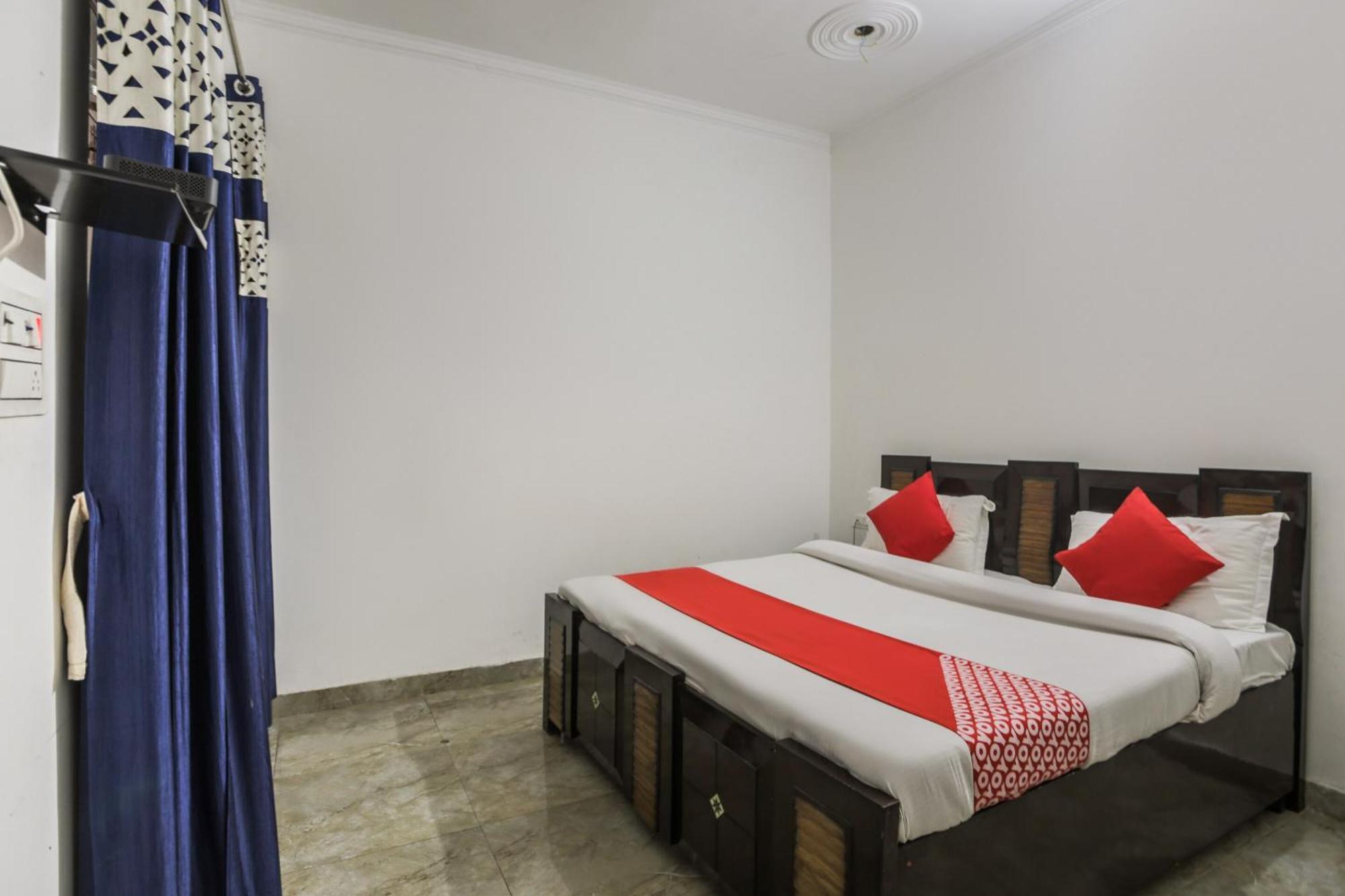 Hotel O Aarush Jhajhar Extérieur photo