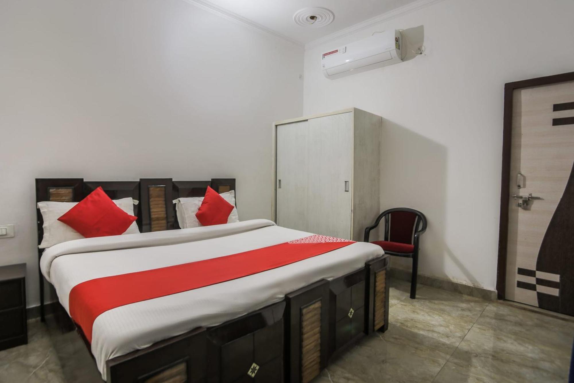 Hotel O Aarush Jhajhar Extérieur photo